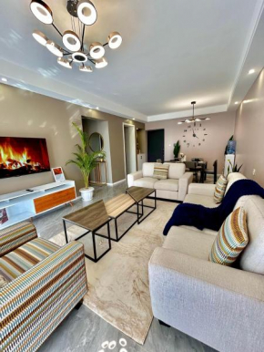 Panoramic view 1bd with a pool minimart close to yaya center